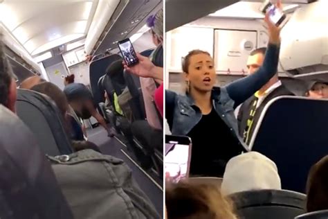 plane twerking|Drunk woman twerks and flashes passengers after。